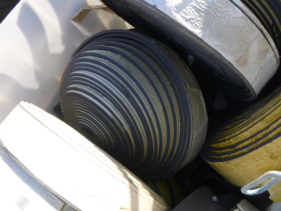 MELAMINE PANDEX 4-Piece Bowl Set w/ Lids, Grey/White Ombre. N.B: Not in ori