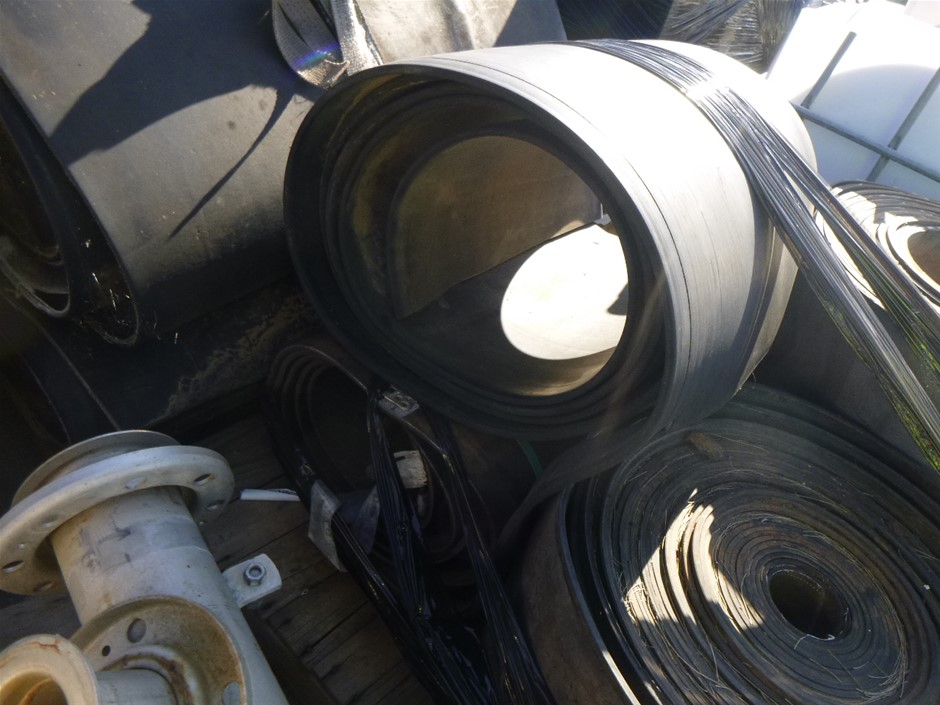 GOURMIA 7.6L Air Fryer, Black, Model GAF858. NB: minor use, no box