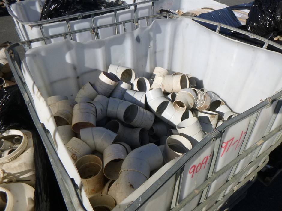 DKNY Sunglasses Plastic Lens Square Frame Gold