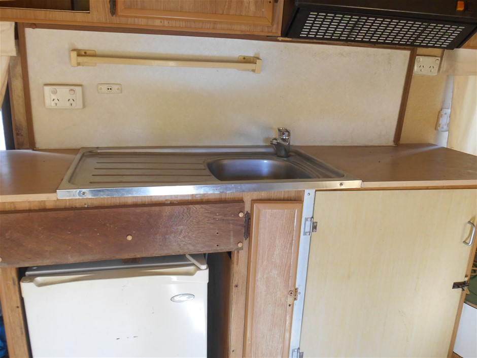 FURHAVEN Pet Dog Bed - Orthopedic Plush Kilim Southwest Home Decor Traditio