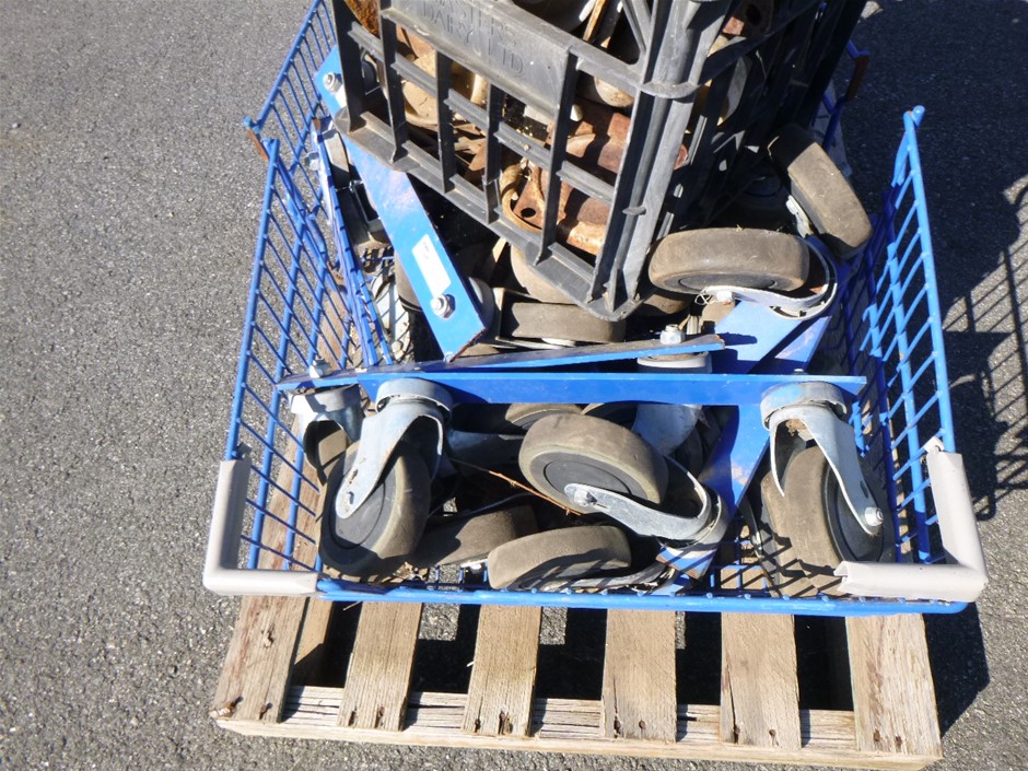 End of Lease Sale: Large quantity of electrical goods including: