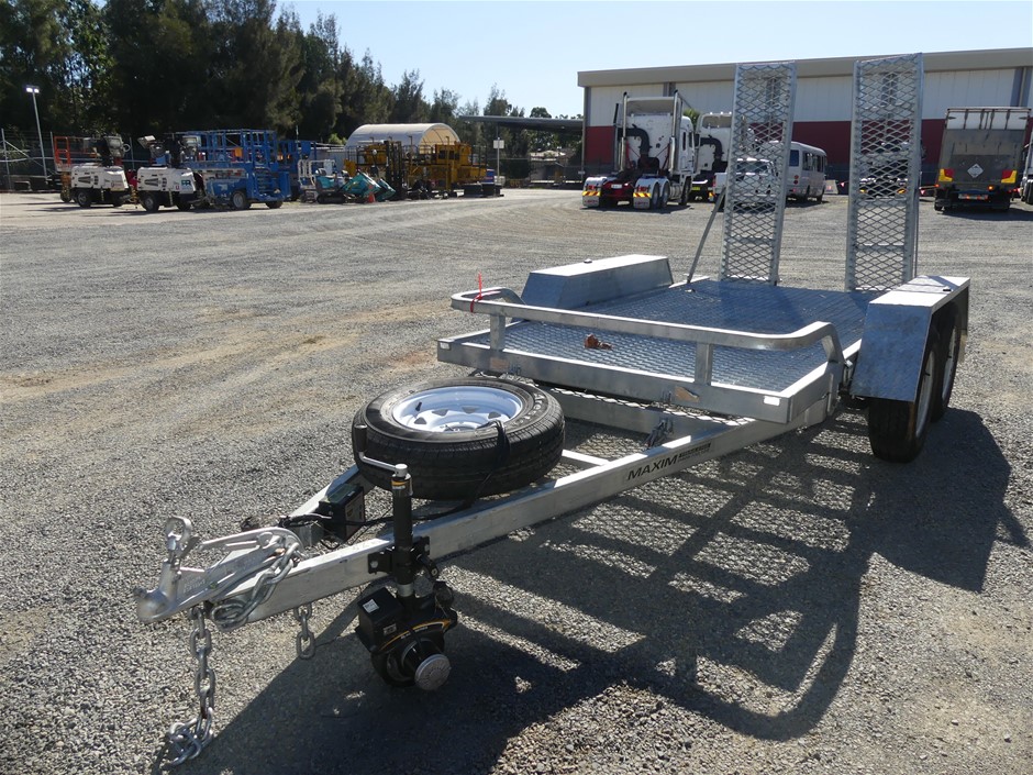 18K/Italy 8.0ct Blue Emerald Cut Yellow Ring(stamped)Warranty Quality-10US