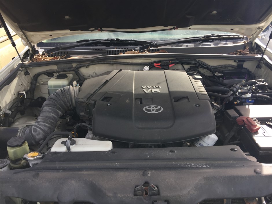 GUESS Women's Sunglasses, 59-18-140, Shiny Black (01B), GU7844. RRP: $90.