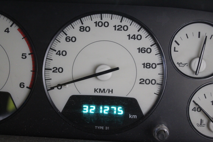 Redbank Emily Brut Cuvee NV (6x 750mL) King Valley, VIC.