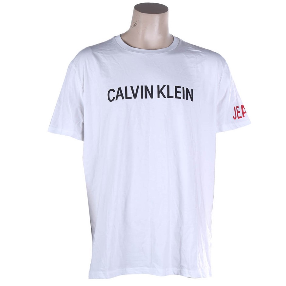 By The Vineyard Mixed Pack Pinot Grigio & Chardonnay (12x 750mL). SEA.