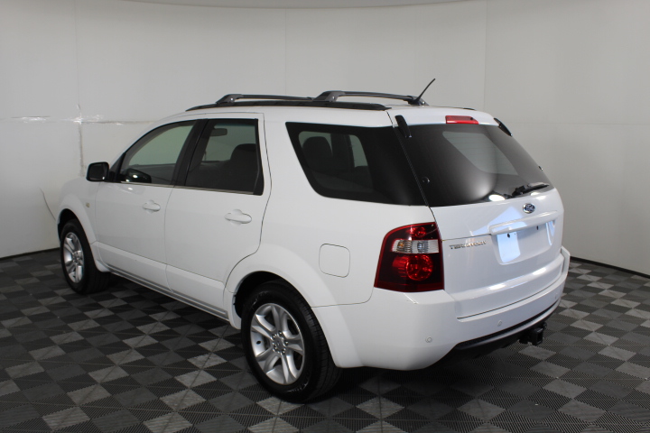 <p>3 x Oil And Fuel Hose Reels</p>