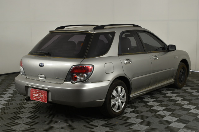 Australia: 2012 Two Dollars QEII Remembrance $2