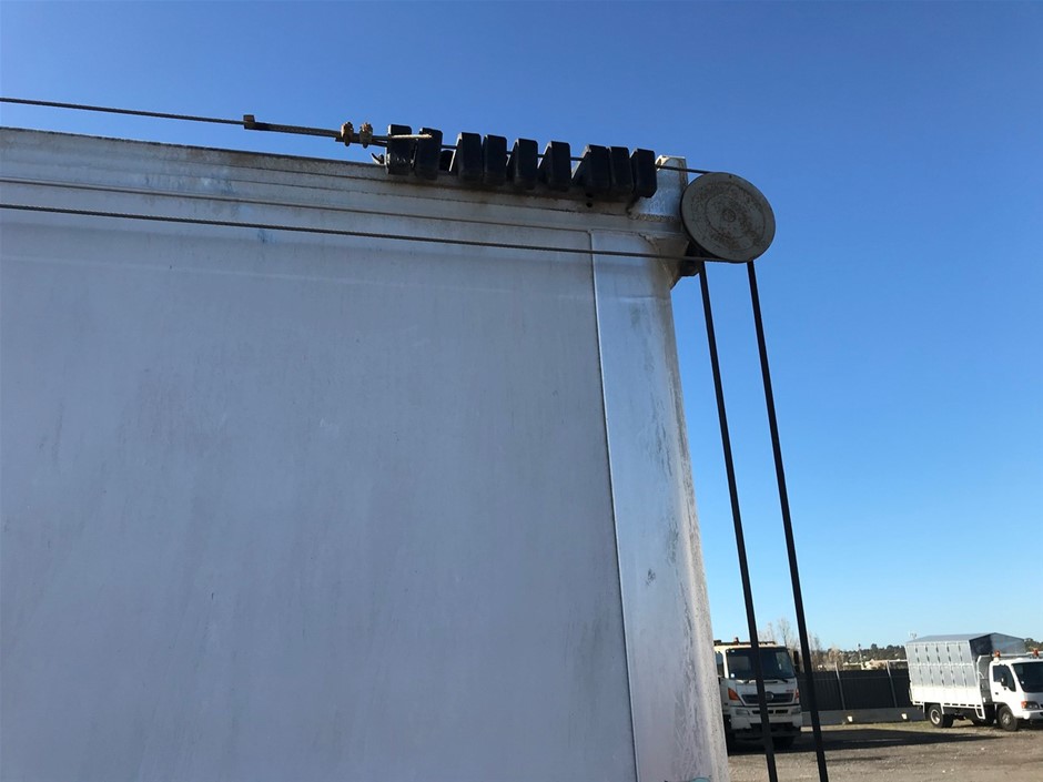 Jules Roy Chardonnay 2023 (6x 750mL), France.