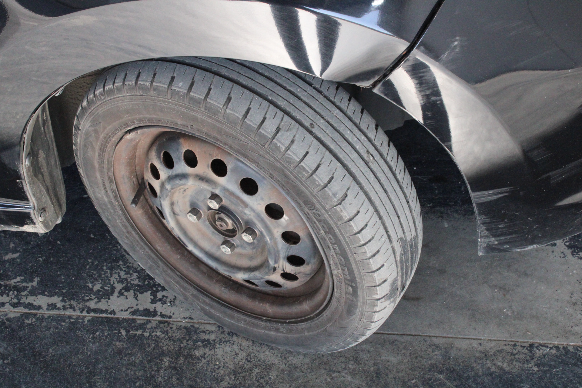 1966 Australia First & Last Queen Elizabeth Silver Round Fifty Cents