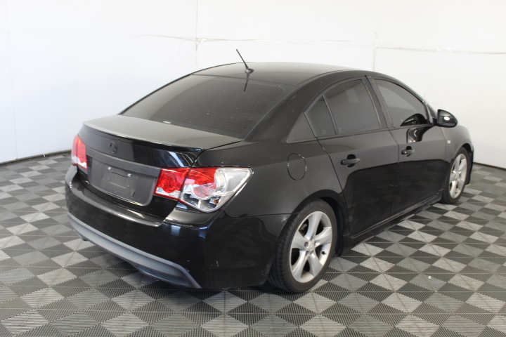 0.07 Carat round 2 white diamond