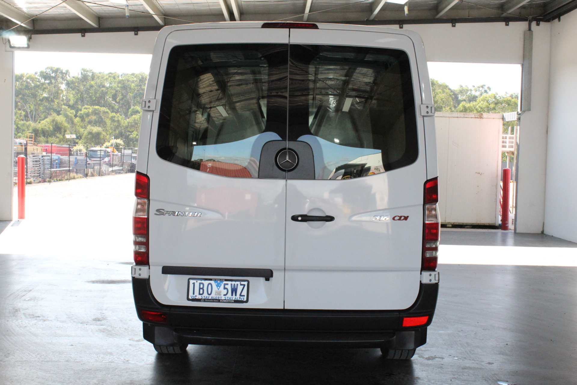 1/10 Oz 999.5 Silver Red Kangaroo & Joey 2025 Australian Bullion Merchants