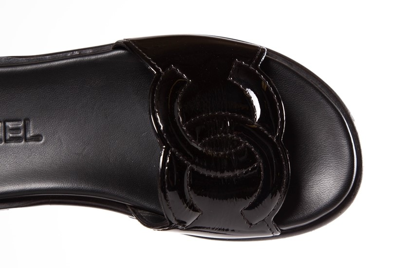 1/100 Scottdale x 2, 1 gram Valcumbi silver bars x 2 & 1 Kilo Copper Bar