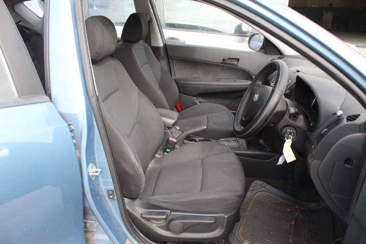 4 Carat round 4 white diamond each CVD Uncertified