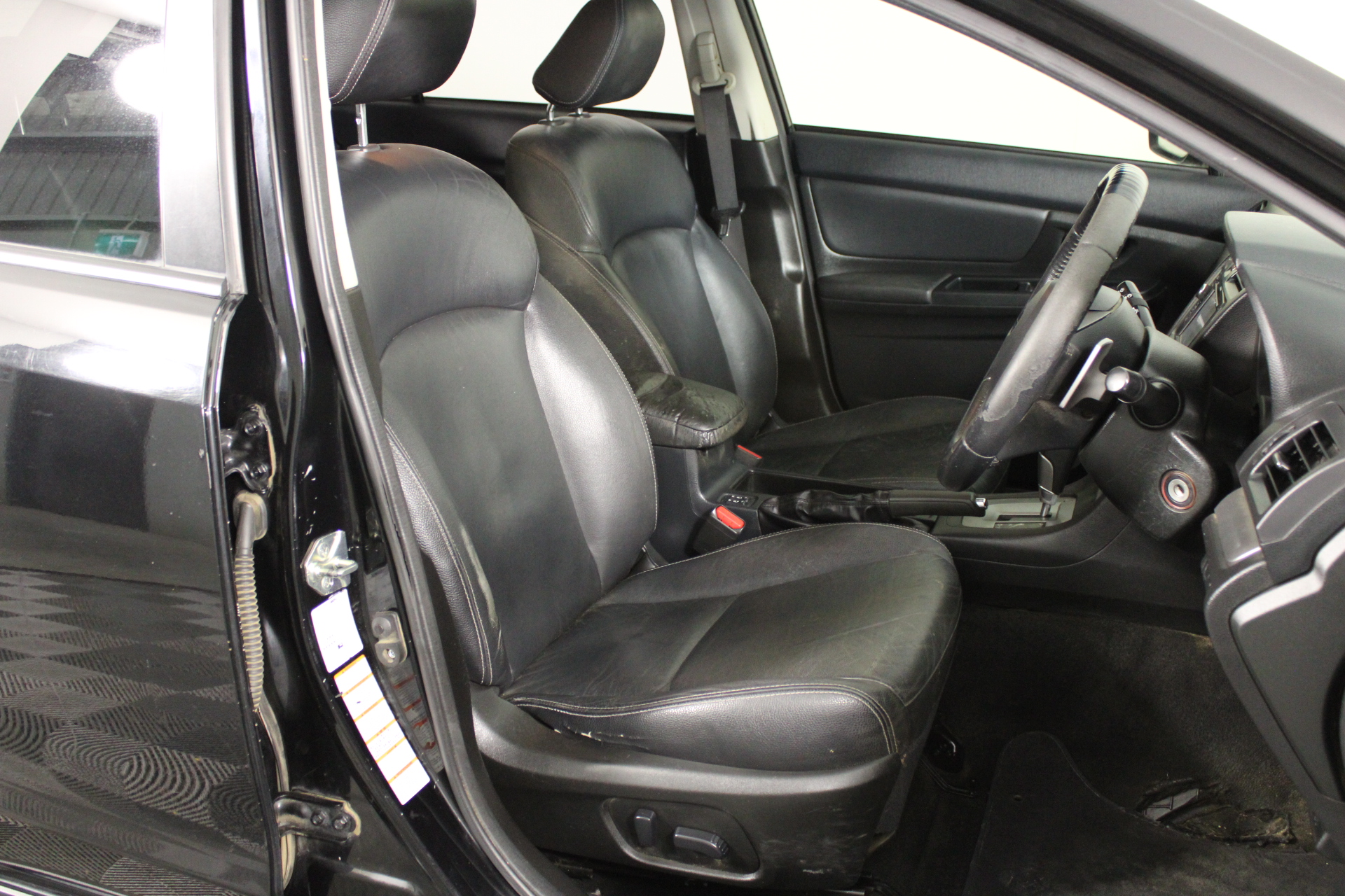 Exquisite Mobile 4 Level Square Glass Commercial Cake Display Refrigerator