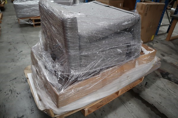 1.08 Carats Rare Reddish Orange Sunstone