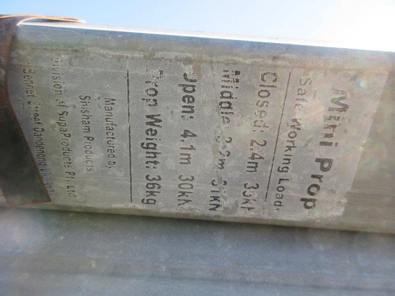 One Kilo of Australia KGV/King George VI/Queen Elizabeth Mix Date