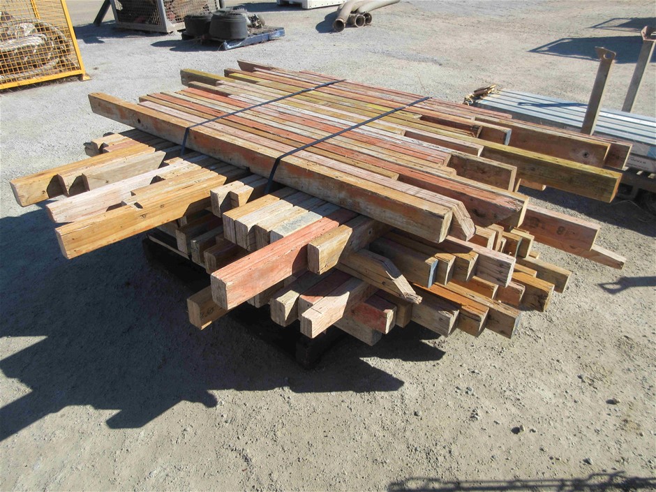 1/100 Scottdale x 2, 1g Valcumbi silver bars x 2 & 1 Kilo Copper Bar