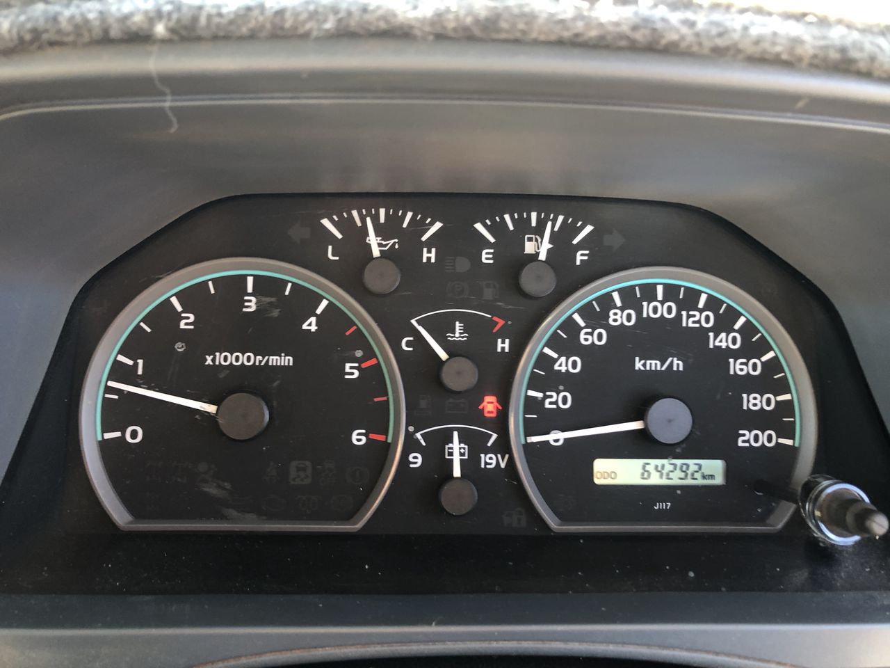 1/100 Scottdale x 2, 1g Valcumbi silver bars x 2 & 1 Kilo Copper Bar