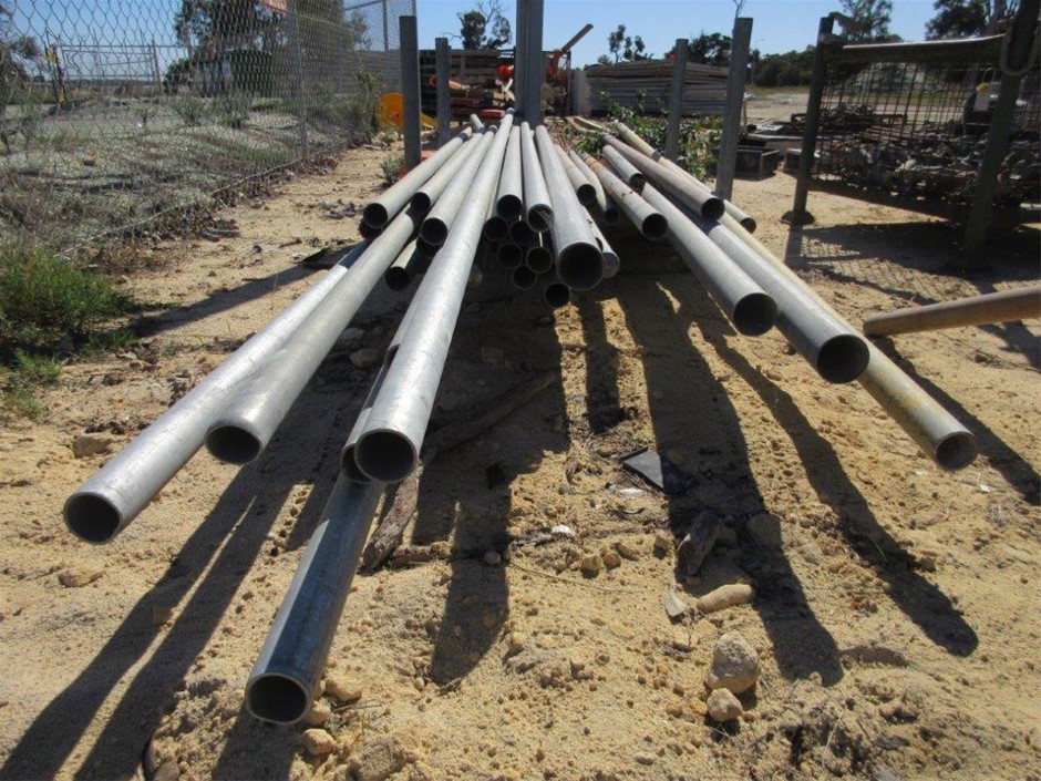 Wolf Blass Red Label Pinot Grigio (6x 750mL).