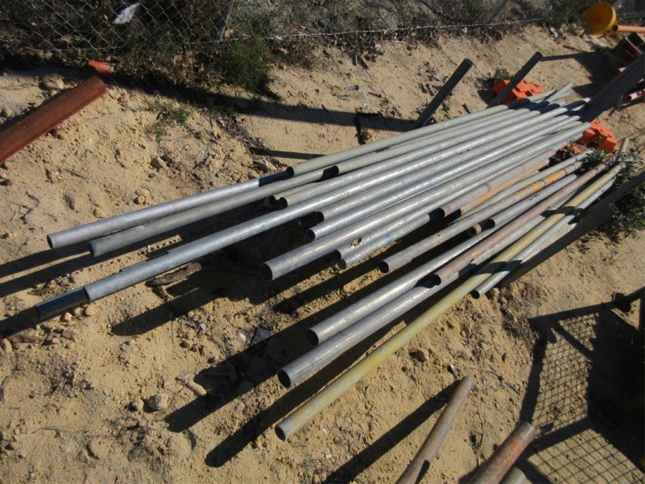 Wolf Blass Red Label Semillon Sauvignon Banc (6x 750mL)