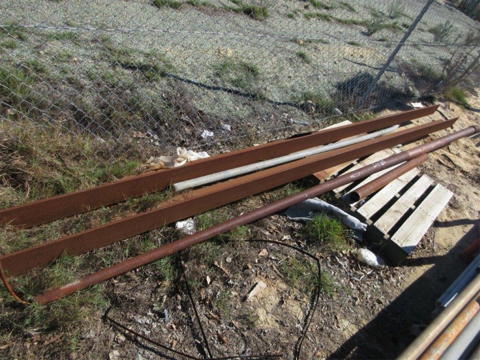 Wolf Blass Yellow Label Shiraz (6x 750mL). SA