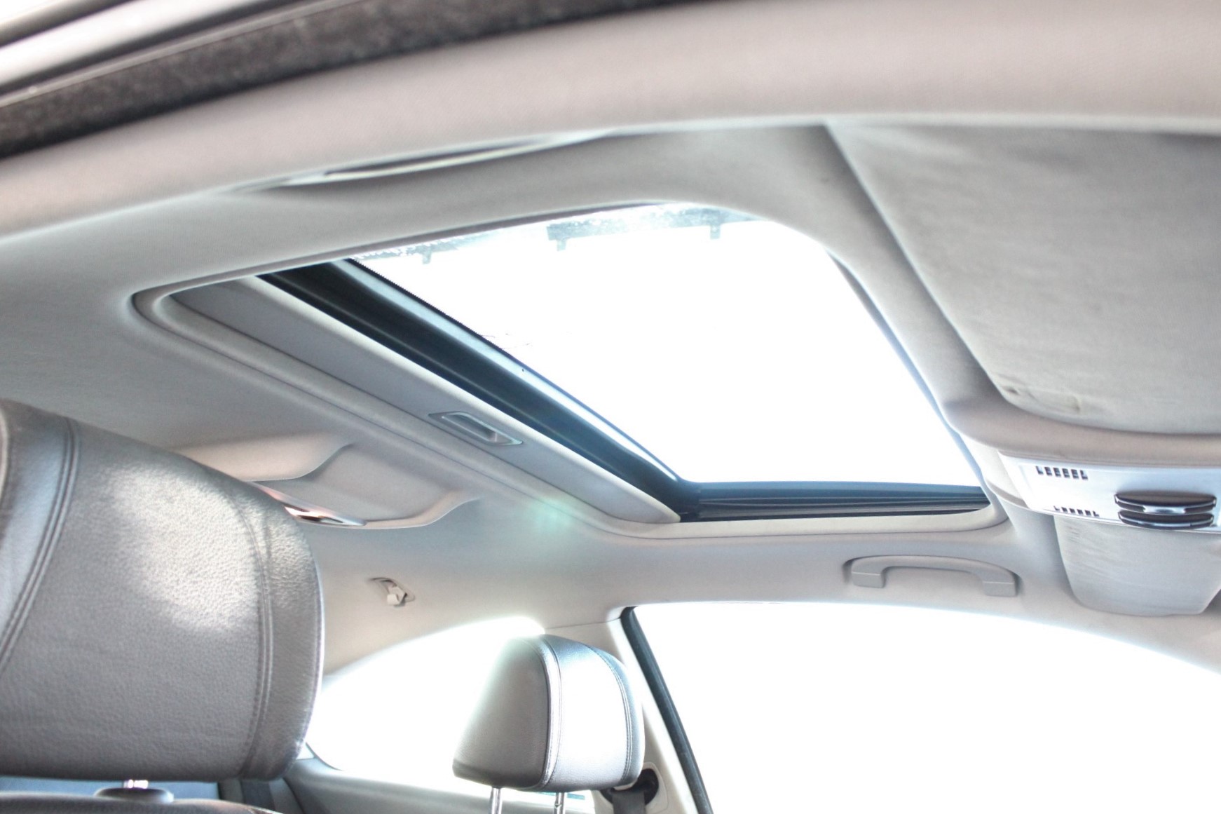 2 Monkeys Pinot Grigio 2025 (12x 750mL) SA