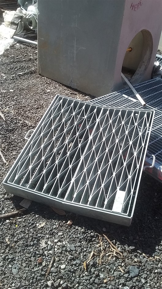 600mm GP/Digging Bucket To Suit 5T Excavator (Unused),