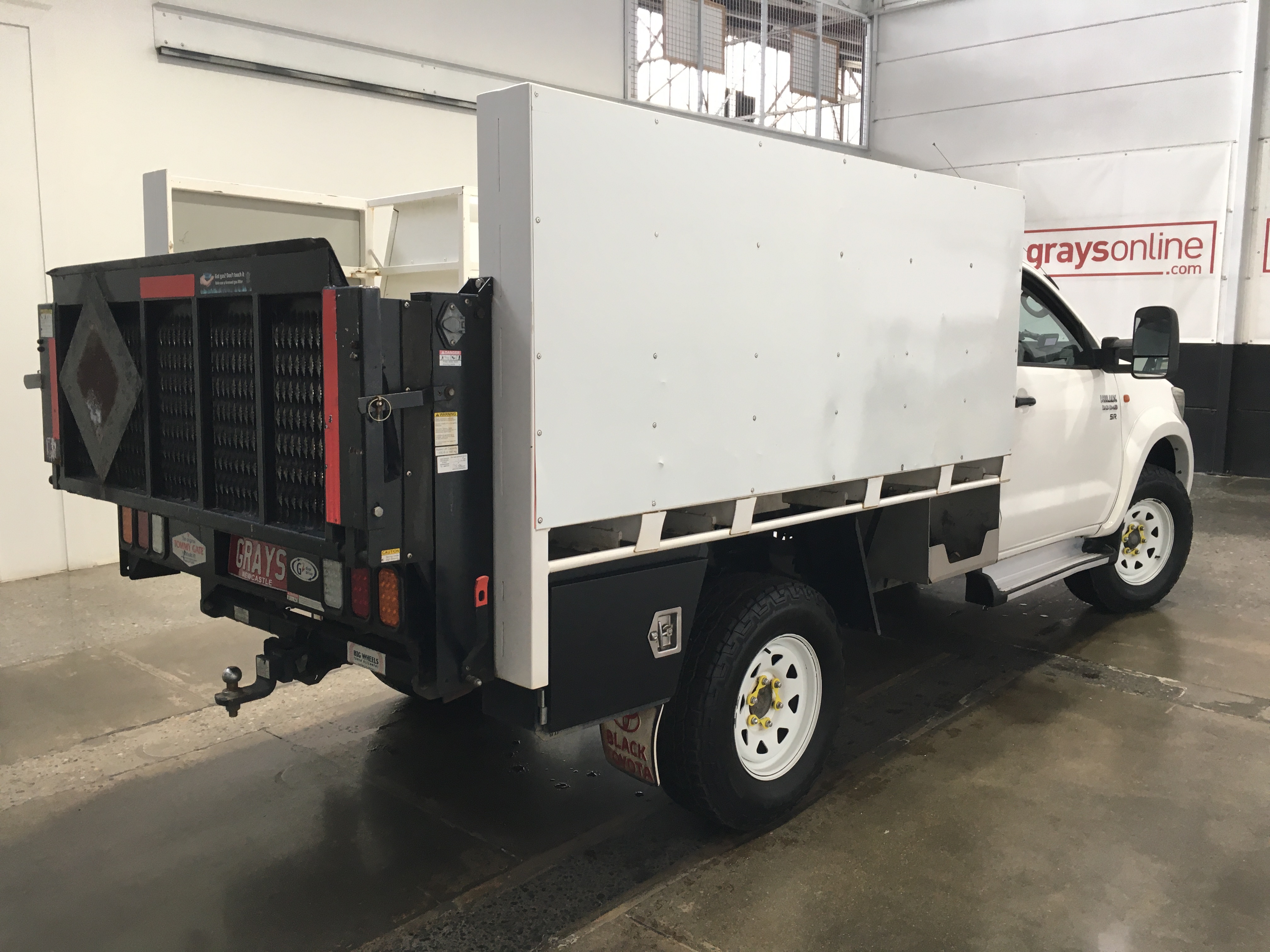 12ft Storage Container with Roller Door(Unused)