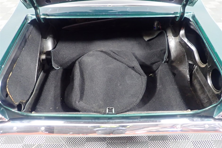 0.8ct Oval Cut GRA Certified Moissanite 925 Sterling Silver Ring - Size 9