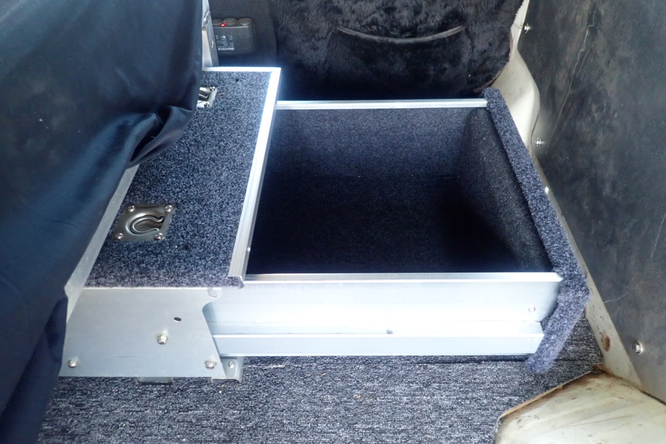 925 Sterling Silver Simulated Diamond Band Ring - Size 7