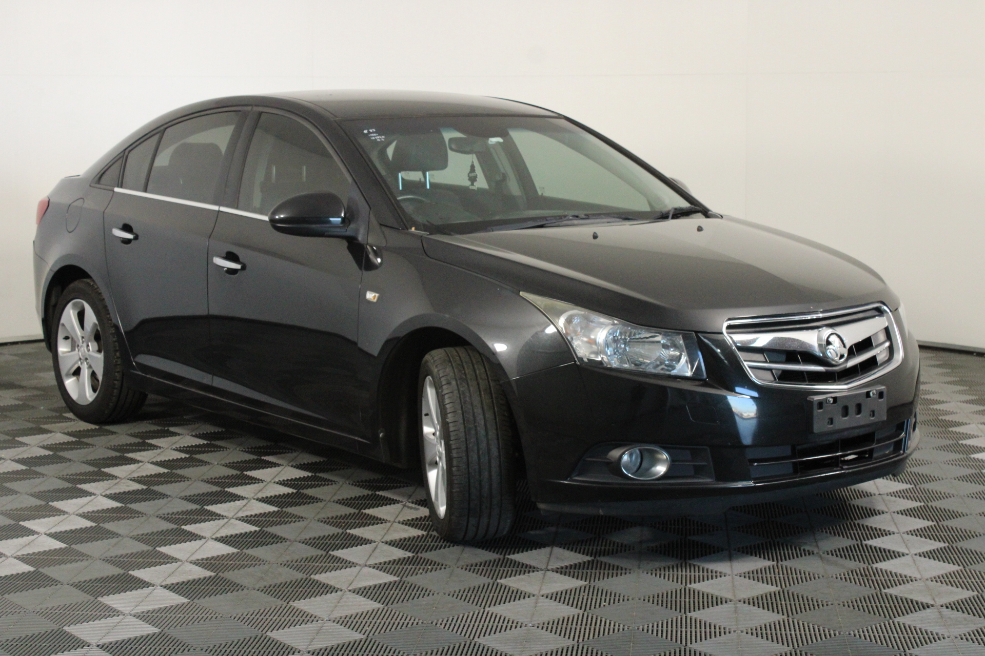 2008 Hino Hino 300 Series Tray Body Truck