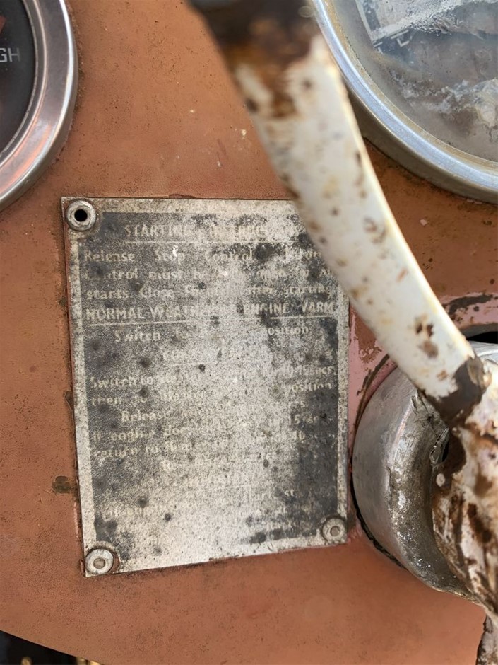 RUSSELL HOBBS Freedom Cordless Steam Iron, 135g Shot + 40g Continuous Steam