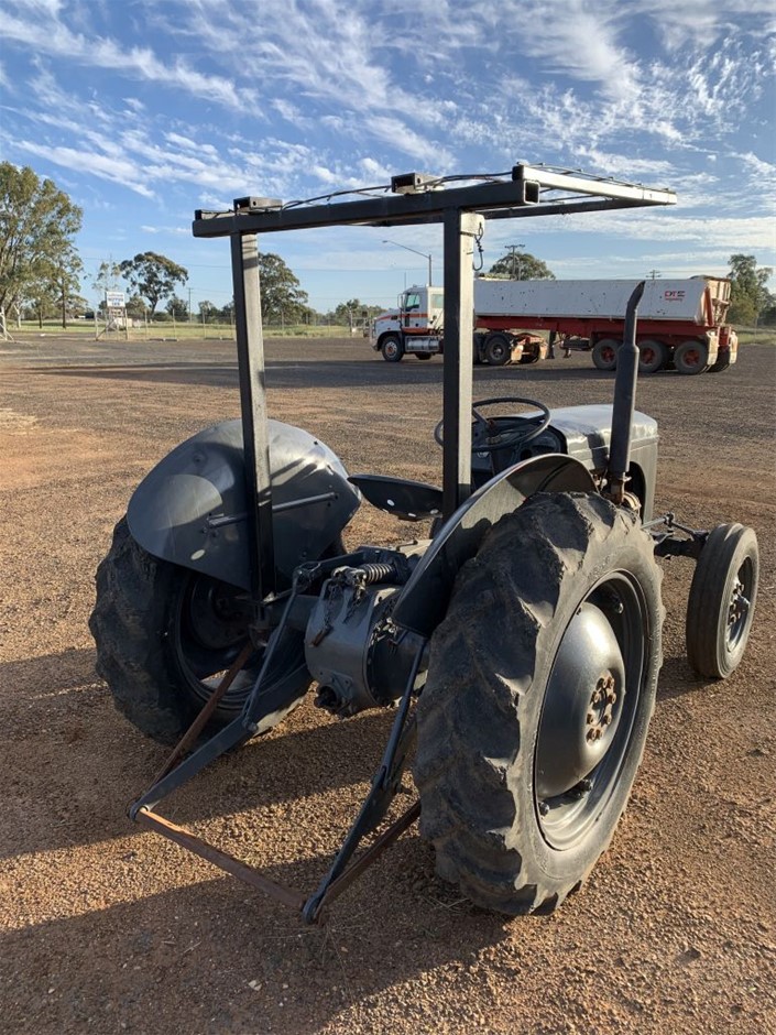 PHILIPS L'OR Barista Sublime Compact Coffee Machine, LM9012. Black. NB: Has