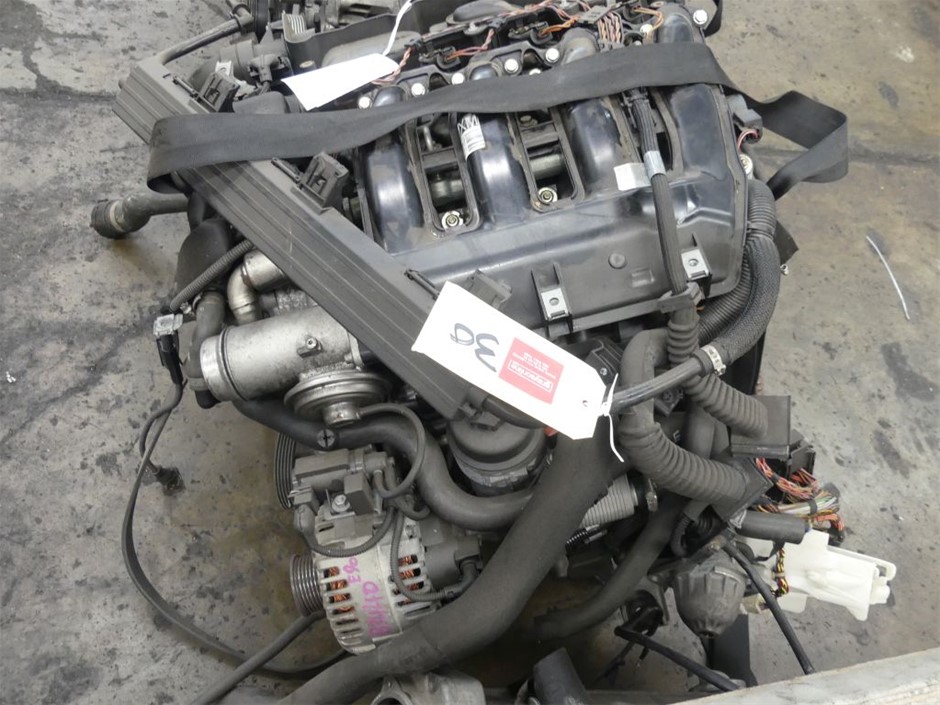 MAXWELL & WILLIAMS Botanica Melamine Serving Platter, 43.5 x 23 cm. NB: Min