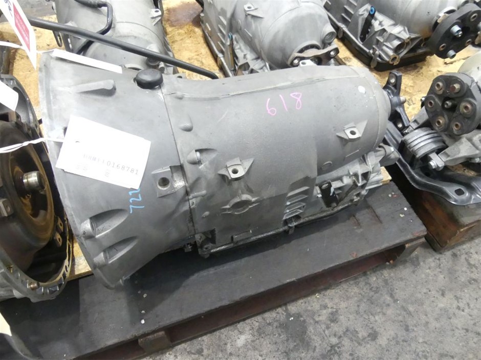 4x Assorted Purely Indulgent Bath Towel 100% Cotton, Grey and Tan.