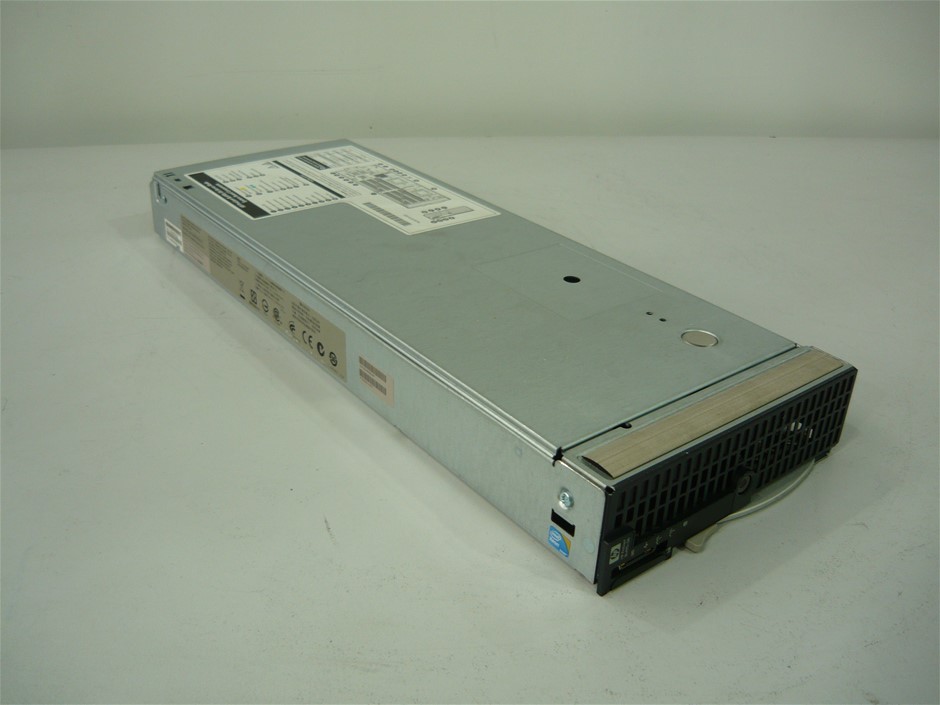 Bradman 5 Dollar Bi Metal Coin on Card of Issue 1996 Issued by RAM