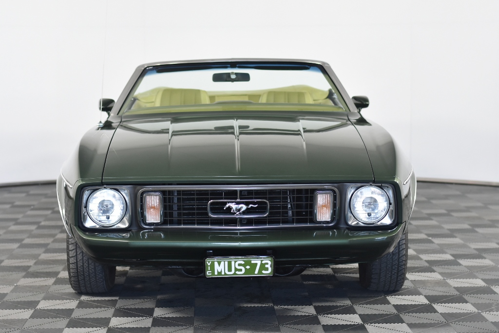 Lindeman's Gentleman's Collection Cabernet Sauvignon (6x 750mL).