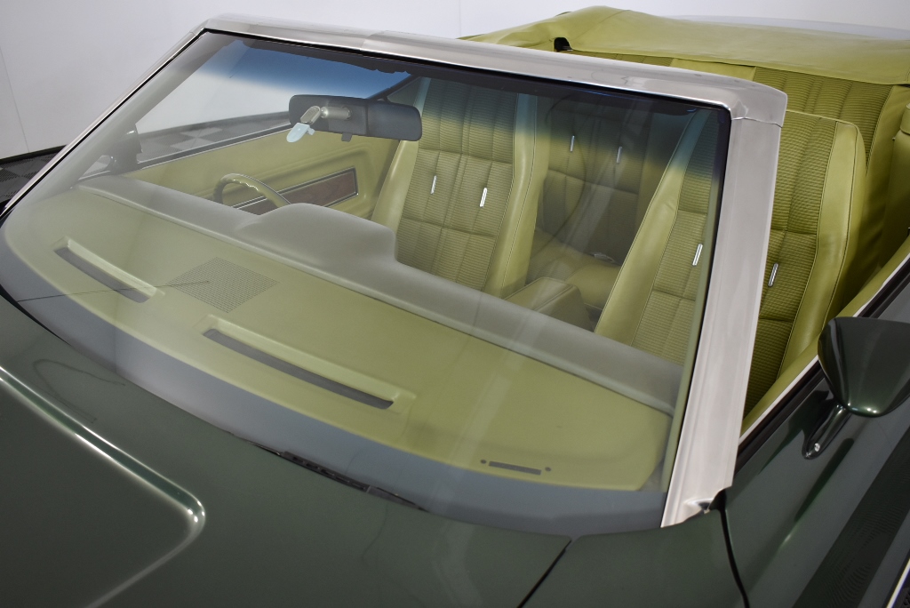 Rawson's Retreat Semillon Sauvignon Blanc (6x 750mL).