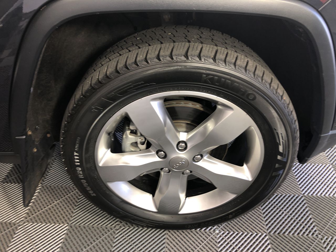 4 Pcs Square Lovely Green Onyx Gesmtone