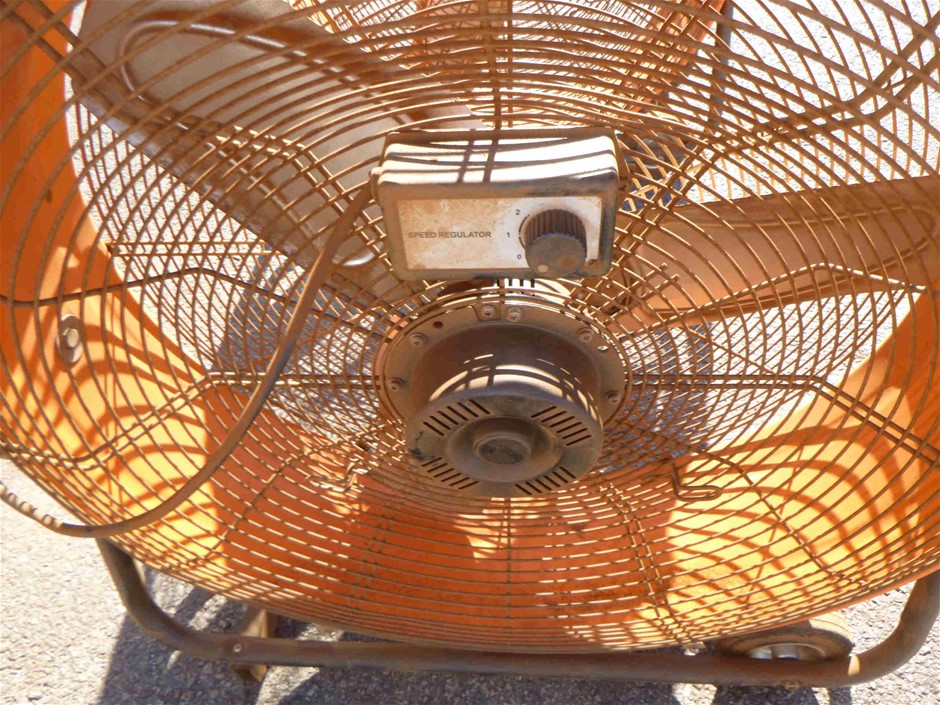 AHE Tilting Excavator Bucket