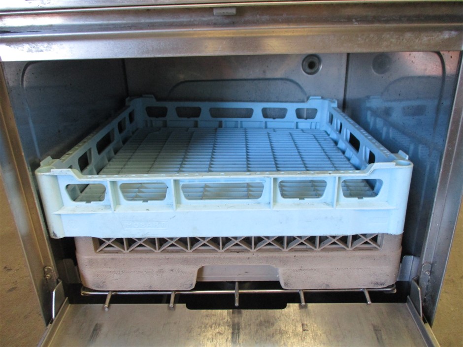 Stunning Rhodium Plated Simulated Diamond Ring - US Size 7