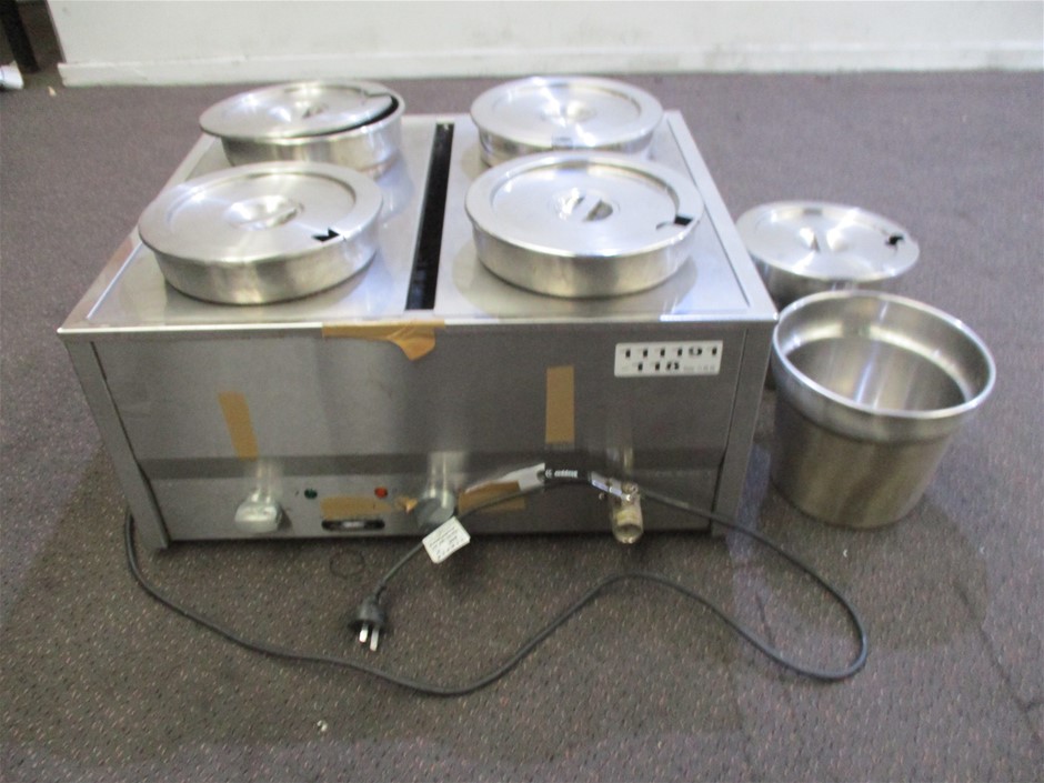 Solid 925 Sterling Silver 6mm Square Stud Earrings 2 Crystals by Swarovski®