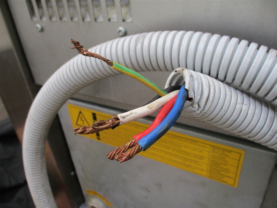 Stunning Aroma Perfume Lotus Bracelet - Brown - missing crystal