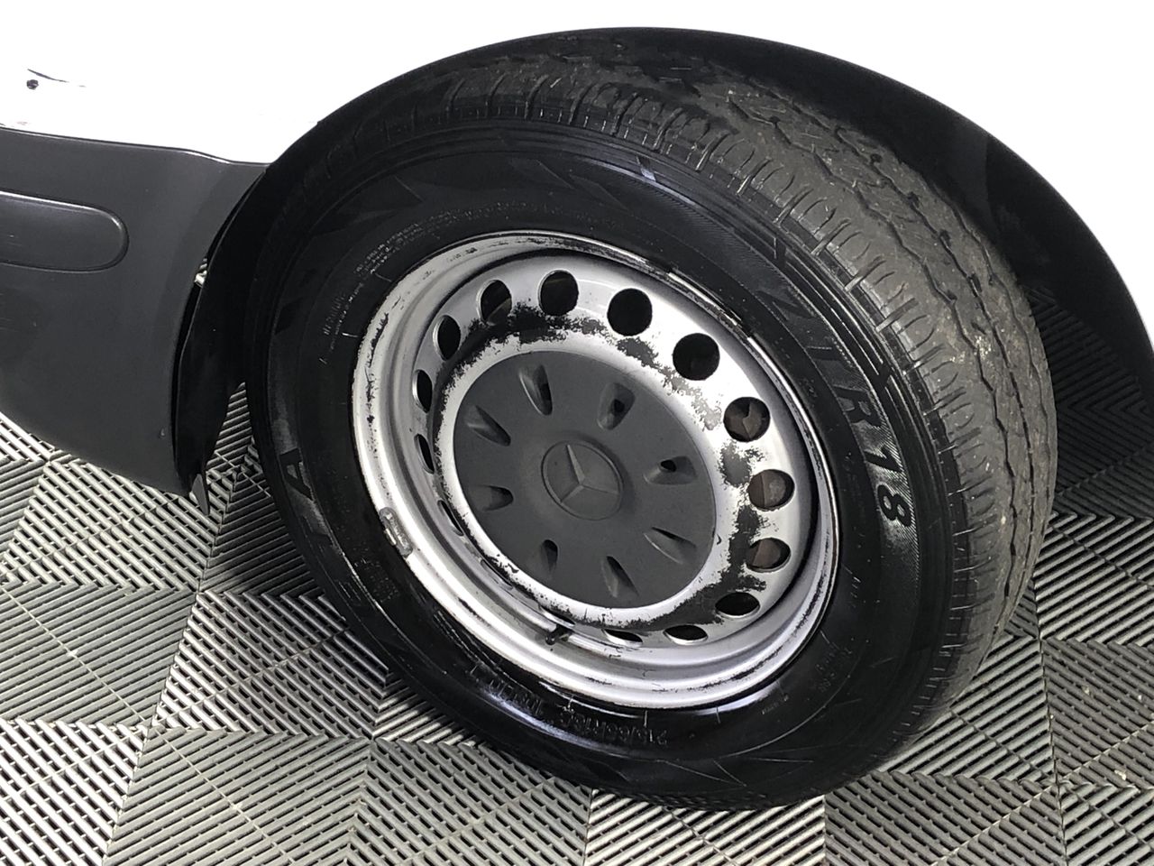 5 x 2XU Womens High Performance Power S/S Top, Size S, Black/Rose.  Buyers