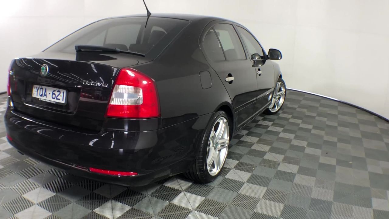 Waterproof  Watch Barrel Shaped Transparent Quartz Watch Popular