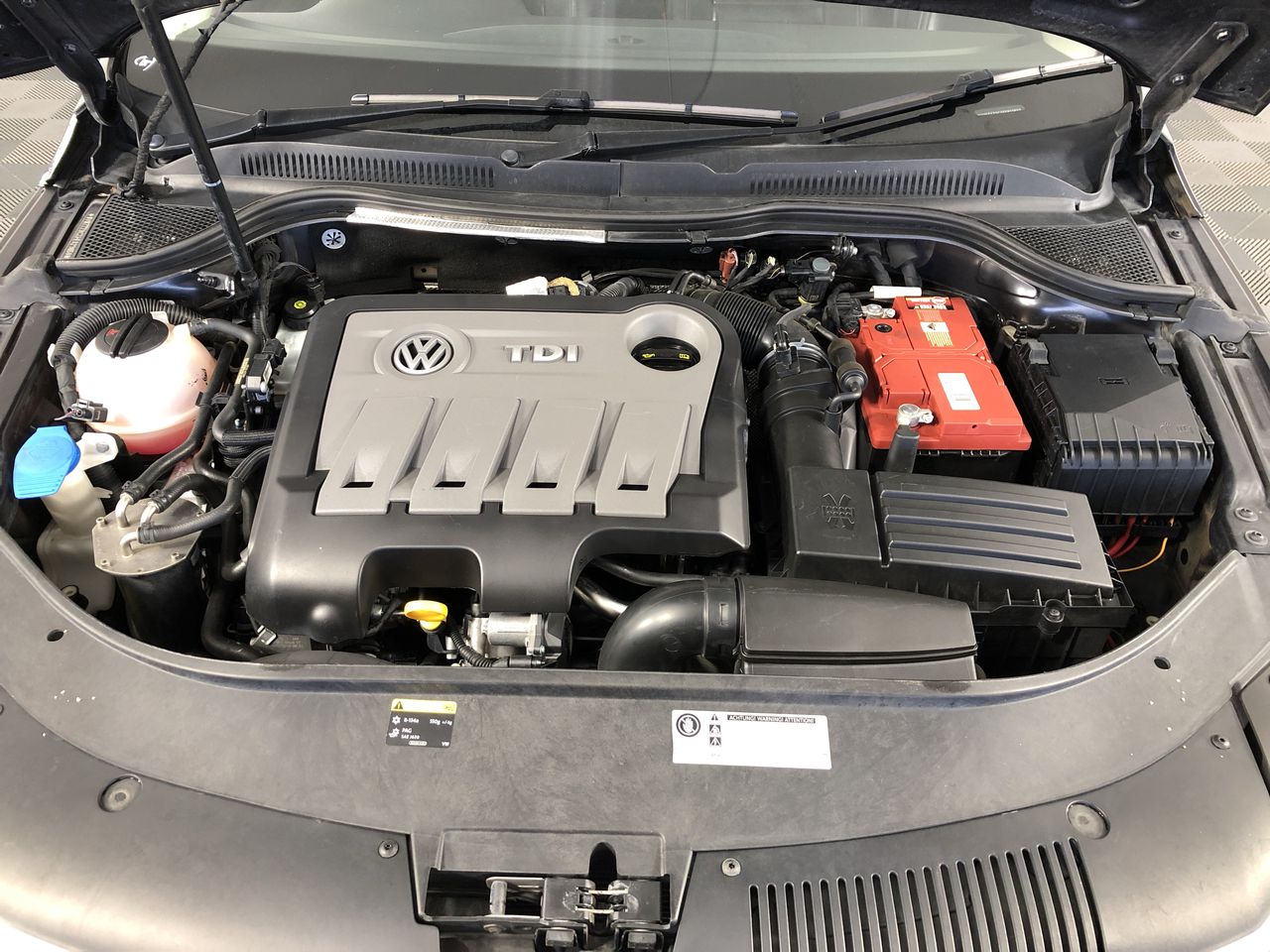 1/100 Scottdale gold bar x 2, 1 Gram Valcumbi bar x 2 & 1g Silver Bar x 2