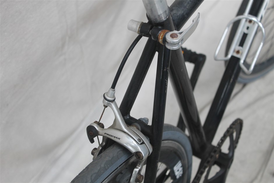 Quantity of 24 Wrought Iron Style Fence Panels (Unused)