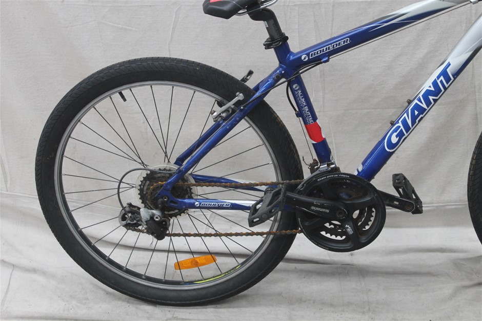 Mixed Electric Garden Tools-Leaf Blowers + Hedge Trimmers + Chainsaws