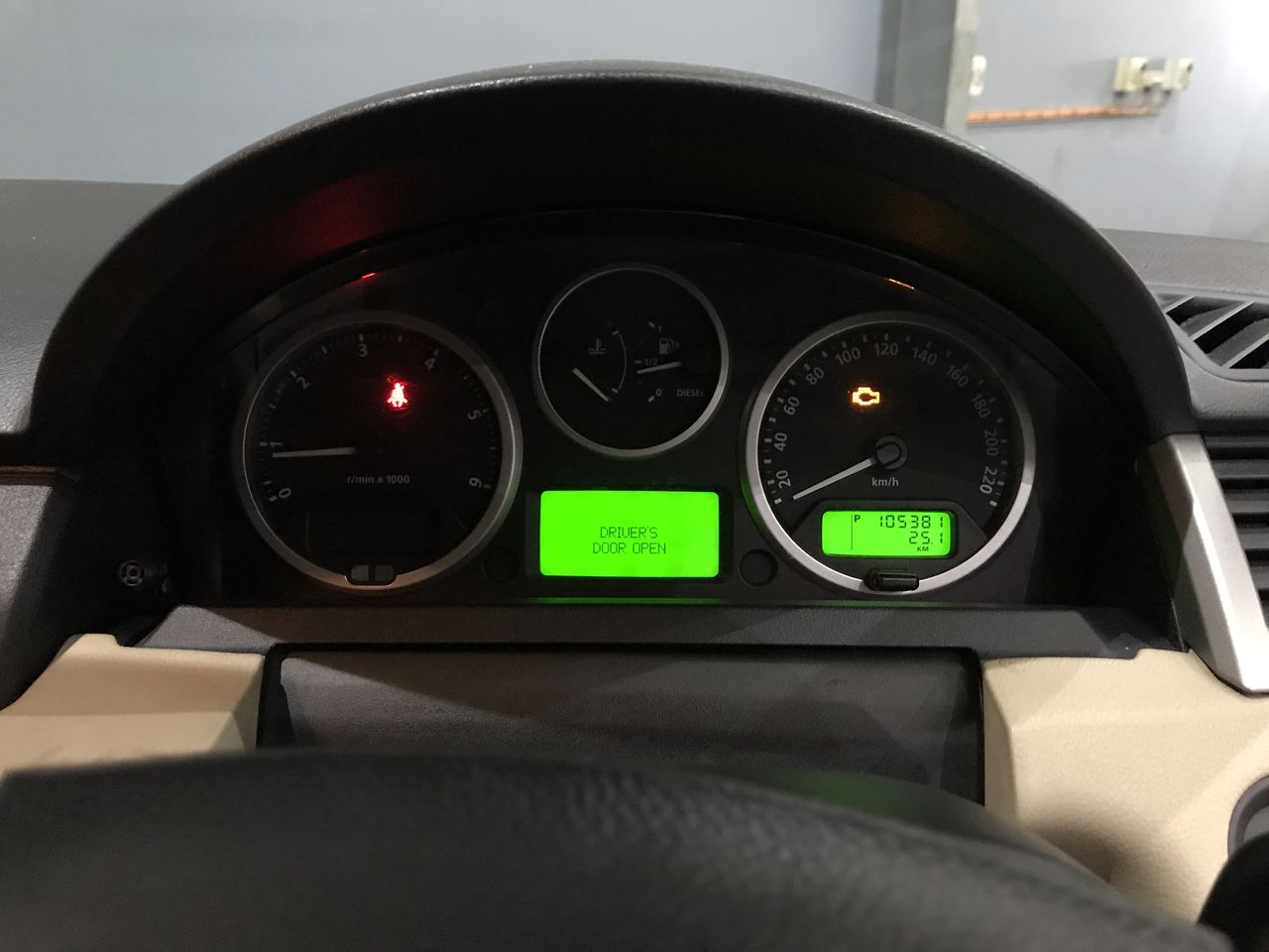 1966 Australia Silver Queen Elizabeth coin & 0.10 Xag silver bar x 4