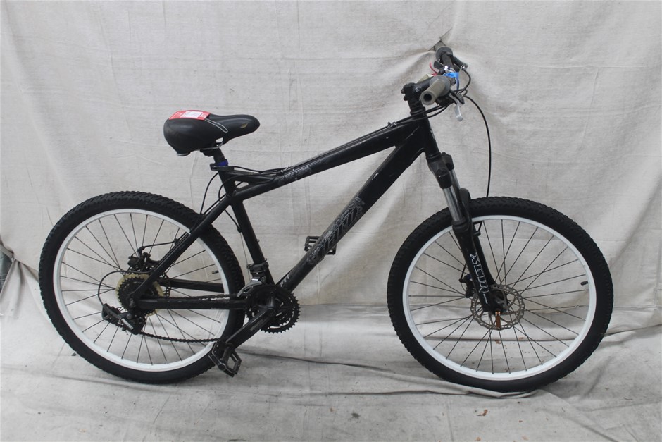 Pierre Armand Vin De France Chardonnay 2023 (6x 750mL), France.